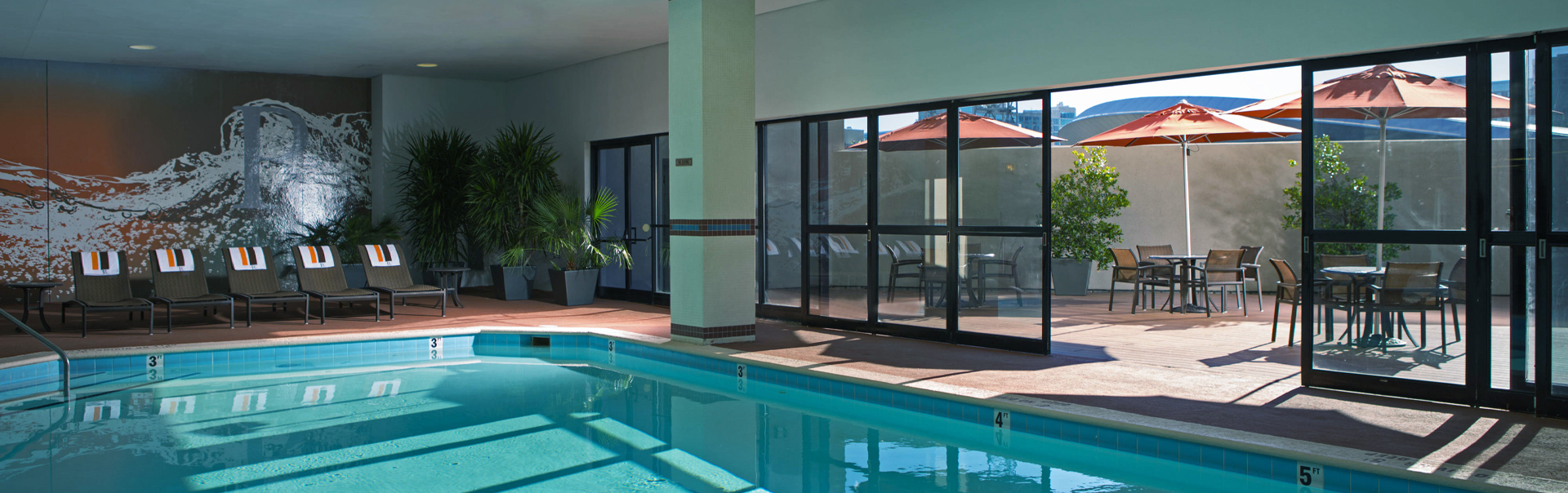 Renaissance Nashville Hotel pool